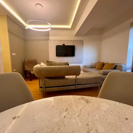 Gigi By Eluxory Bed & Breakfast Skopje