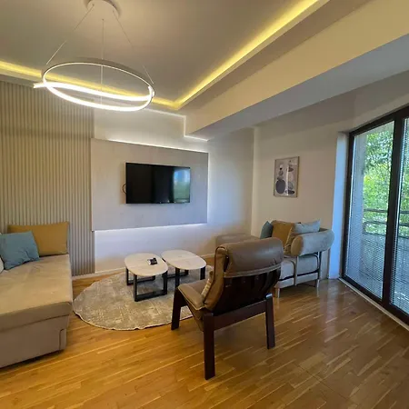 Gigi By Eluxory Bed & Breakfast Skopje